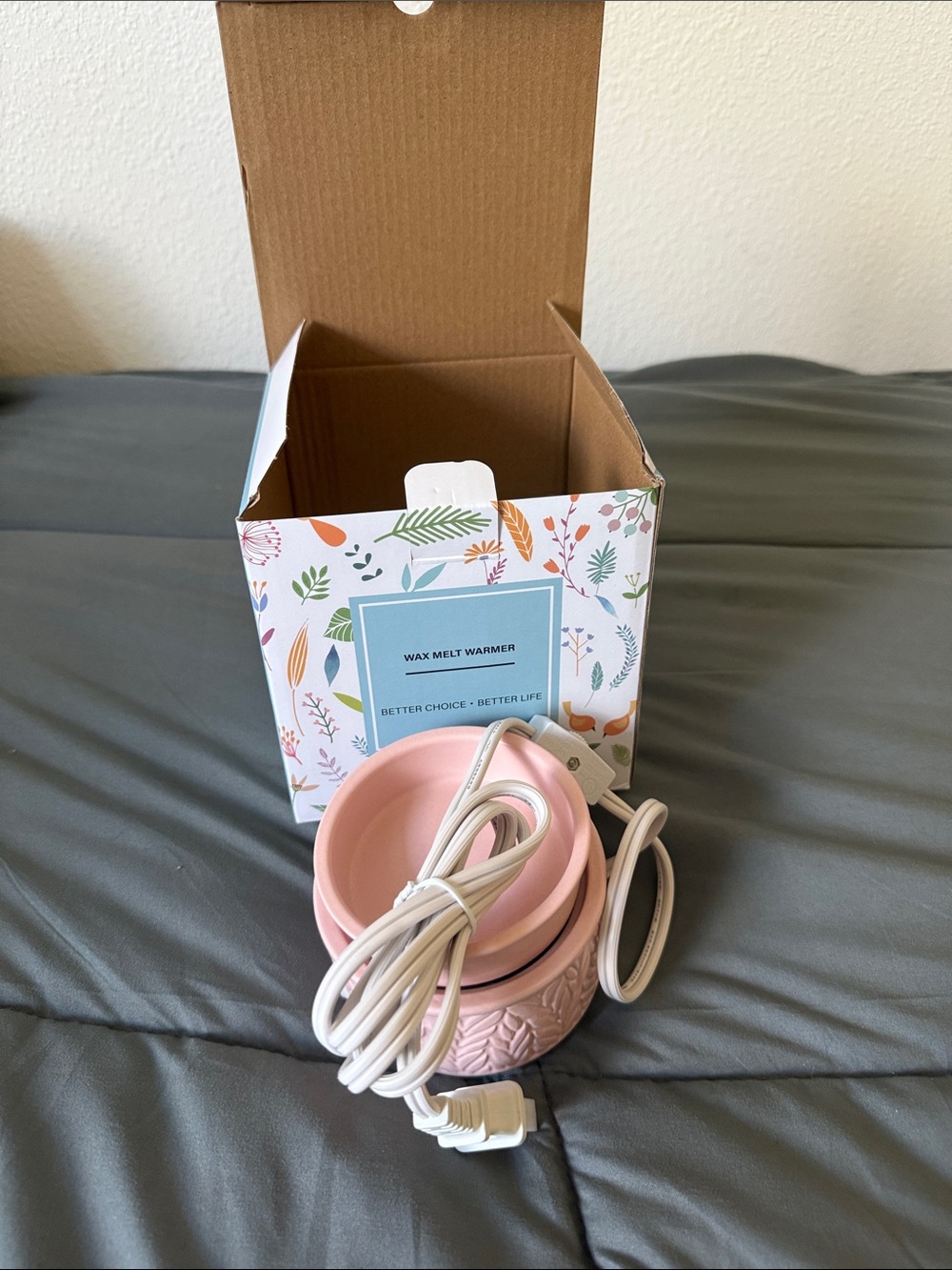 NWT Pink Wax Melt Warmer - Ceramic Home Accent